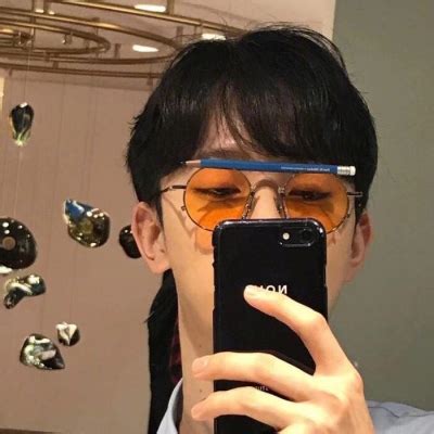 非主流唯美男生头像奶狗