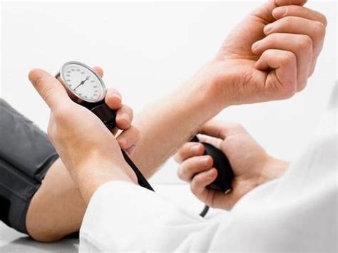 美国新版高血压指南降低了高血压诊断标准，你“被”高血压了吗？ - 知乎