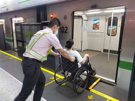 海南省重度（一级）残疾人获出行“大礼包” 可免费乘坐公共交通工具_海南频道_凤凰网