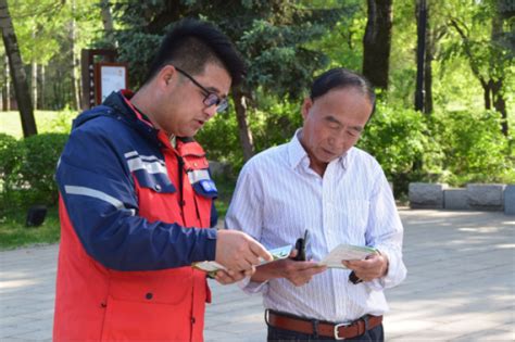 伊春市人民政府与黑龙江省旅投集团、建投集团、交投集团举行战略合作签约仪式