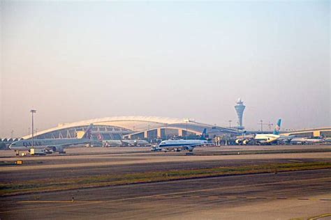 白云机场T1恢复国际航班|国际航班|T1|阿联酋航空_新浪新闻