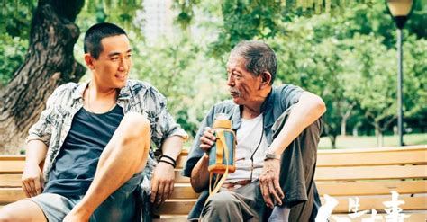 朱一龙，武汉街头演绎《人生大事》，说不出口的中国式父爱真急人|人生大事|小文|父亲_新浪新闻