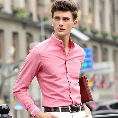 粉色衬衫搭配什么颜色领带 粉色衬衫搭配什么颜色领带好看(4)_配图网
