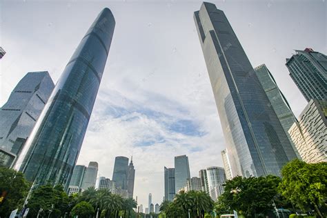 “上海新十大地标建筑”出炉 - 封面新闻