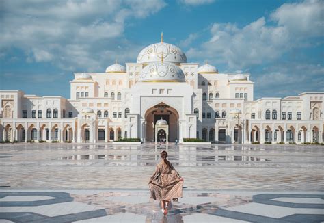 迪拜之旅：实拍世上唯一的八星皇宫酒店 - 阿布扎比游记攻略【同程旅游攻略】