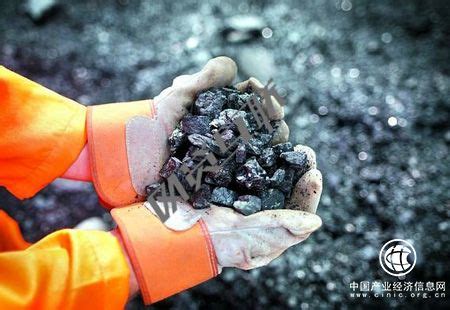 铁矿石涨至10年新高，澳大利亚每天在华赚38亿！中国第3次出手_凤凰网财经_凤凰网