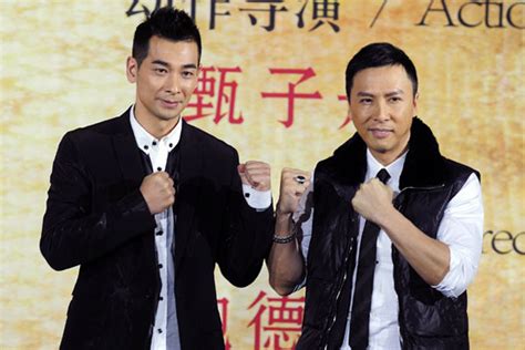 45岁赵文卓自曝最敬佩的两位武打明星，甄子丹为何不是？