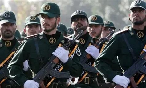 要开战？海湾爆发激烈冲突，伊朗：9名士兵阵亡，美防长紧急发声 - 知乎
