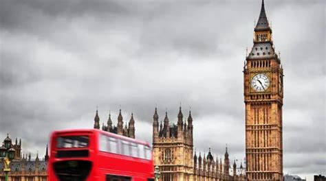 英国立法重拳打击勒索软件，公共部门全面禁止支付赎金 英国勒索软件禁令 公共部门赎金支付 网络犯罪商业模式 NHS网络攻击 赎金支付报告 灾难恢复规范 网络安全防御 勒索软件经济影响 第1张