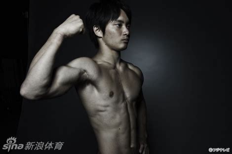 日本男子体操队写真 八块腹肌小鲜肉云集_肌肉网