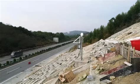 官新高速第十二标开展边坡垮塌事故应急救援演练_部门动态_新化站
