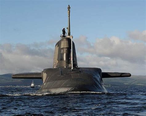 窝囊！英国核潜艇被俄罗斯围堵？基洛级潜艇不愧世界第一_手机新浪网