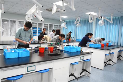 实验室 - 校园环境 - 南宁市银海三雅学校