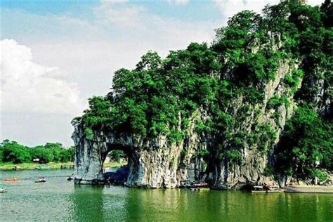 桂林旅游必去的旅游景点有哪些_旅泊网