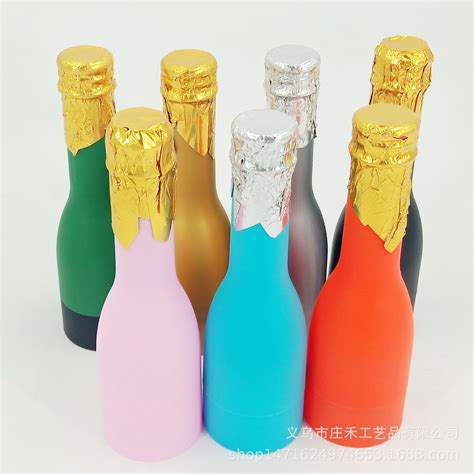 厂家批发小香槟酒瓶喷花礼花小圆片酒吧庆典派对香槟瓶礼花流行款-阿里巴巴