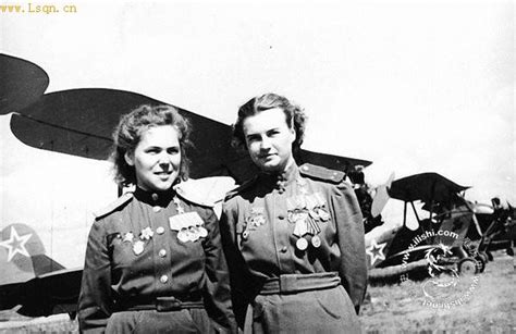 苏联女兵穿包臀短裙上战场，被德军虏获后，将是怎样的命运呢？
