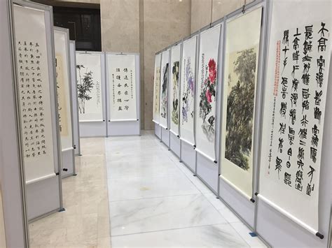 济南书画市场遇寒流 交易量缩水近七成-中国山水画艺术网