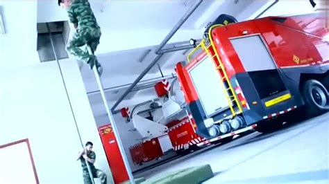 直击中国消防员出警全过程，必须给最可爱的人点赞_腾讯视频
