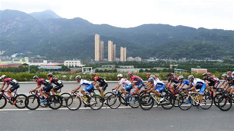 2016环中国湖南赛段结束，自行车队明天转场至清远 - 玩乐头条 - 玩乐频道 - 华声在线