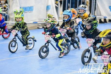 奔跑吧继承者们 2017“CST正新杯”幼儿滑步车赛 - 骑行 - 骑行家 - 专业自行车全媒体