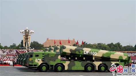 新中国70周年大阅兵，长剑-100巡航导弹，首次亮相国庆阅兵！_新浪新闻