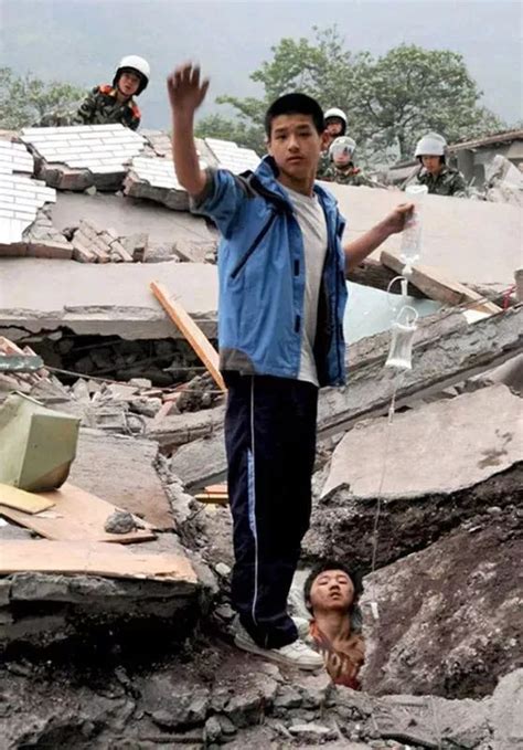 汶川大地震13周年-不忘前事，感恩他人，不失未来|汶川|大地震|感恩_新浪新闻