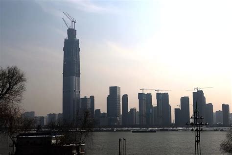 中国第一高楼1300米：并没有建造(1300米高楼为设想)_奇趣解密网