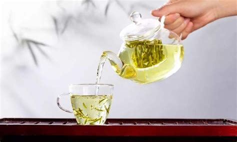 绿茶的冲泡方法(绿茶到底怎么泡？) - 【爱喜匠】