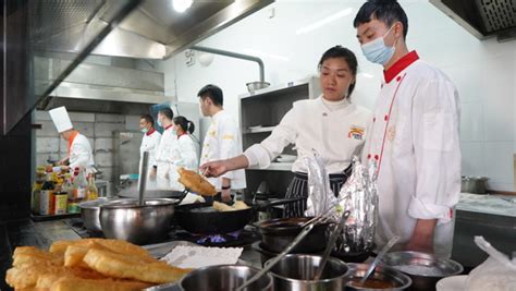 学做小吃培训需要多少钱_小吃培训_陕西新东方烹饪学校