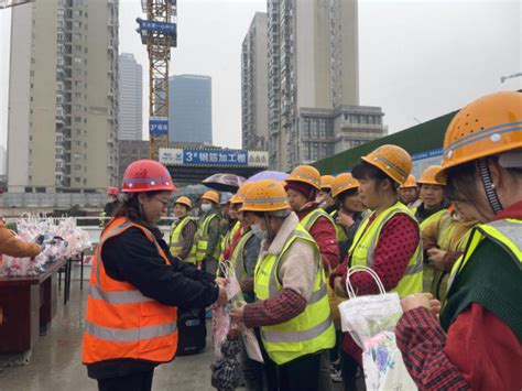 喜迎“女神日”，这个工地的妇女农民工们一起过节_中华建设网