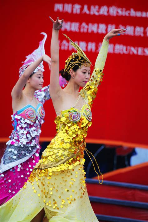 延边州举办庆祝建州70周年民族精品舞蹈展演