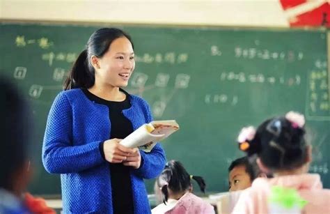 国内在线对外汉语教师招聘中，请申请老师发简历_教学