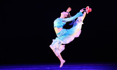 艺术学院舞蹈作品入选“首届中国舞蹈优秀作品集萃”-广东外语外贸大学新闻中心