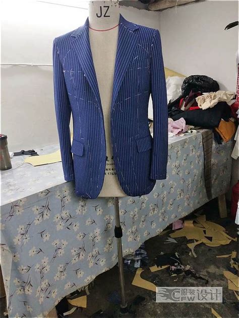 贵阳西装定制-西装西服定做「贵州安顺都匀面试西服订做厂家」__贵州怀佳服装有限公司