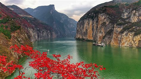 重庆：三峡又迎春浓时 两岸风景秀丽-图片频道