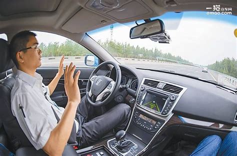开发更安全的汽车 沃尔沃使用“高度仿真驾驶模拟装置”测试辅助驾驶_新闻_新出行