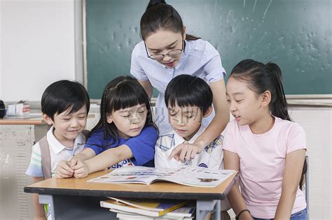 一起学网校主讲老师支招英语学习：家长应理性帮助孩子做选择 - 知乎