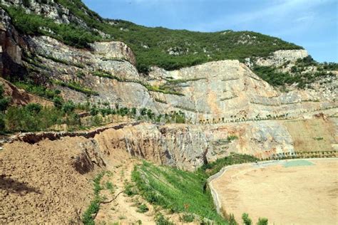 河北井陉：矿山修复治理 改善生态环境-人民图片网