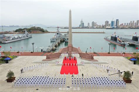 致敬人民海军英雄仪式在青岛海军博物馆海军英雄广场隆重举行_雕塑_建设_向为