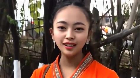 泰变性网红衣着暴露缅甸寺庙拍写真遭泰缅网友谴责_巴拉排行榜