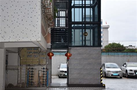 首台旧楼加装电梯落户湖北京山县