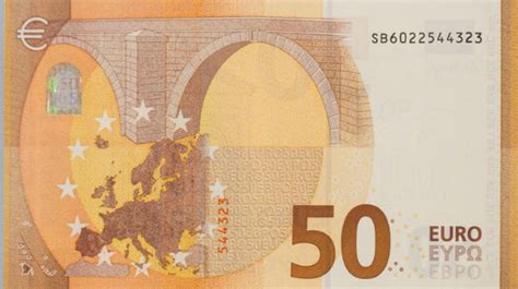 欧洲新版"50欧元"纸币即将发行(中德双语新闻)_多语种_新东方在线