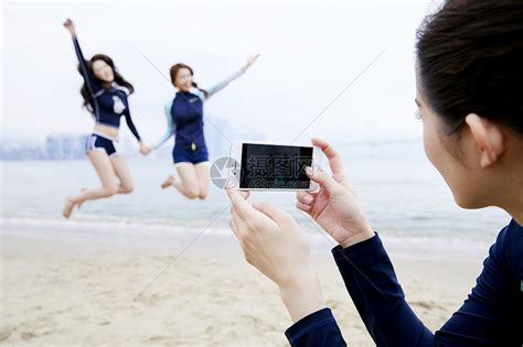 海边的女孩高清图片下载-正版图片500587356-摄图网