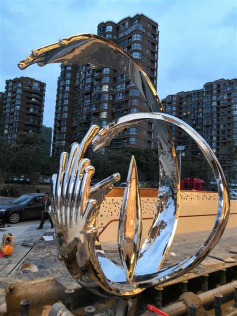 南京不锈钢雕塑|锻铜雕塑厂|玻璃钢雕塑公司|南京金叶子雕塑 ...