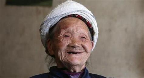 中国当前最长寿的老人，出生于清朝光绪12年，每天500人看望