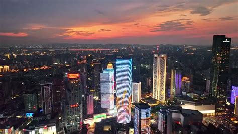一周要闻｜华东首个“星悦荟”开业；北京蓝岛大厦清仓改造……