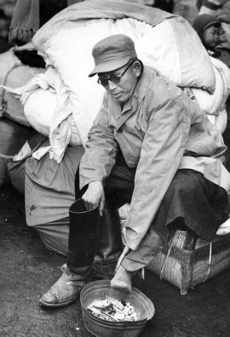 朝鲜半岛上的死亡行军 掉队战俘遭人民军集中处决