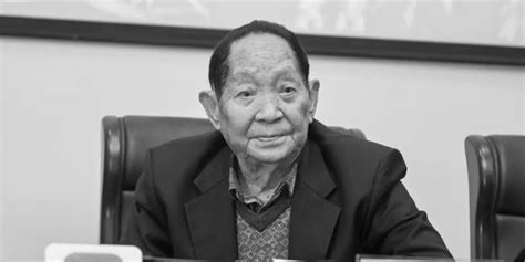 91岁的袁隆平去世！他55年前的发现开启了杂交水稻科研大协作_手机新浪网