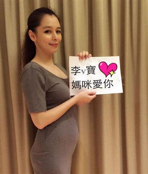 40岁徐若瑄宣布怀孕 晒性感大肚照(图)|徐若瑄|怀孕_凤凰娱乐