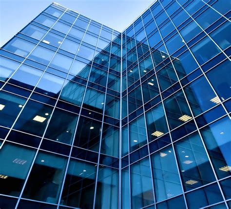 LOWE玻璃在建筑应用中,Low-E玻璃的使用可以达到“冬暖夏凉”的效果,具有优异的隔热、保温性能效果。 |价格|厂家|多少钱-全球塑胶网
